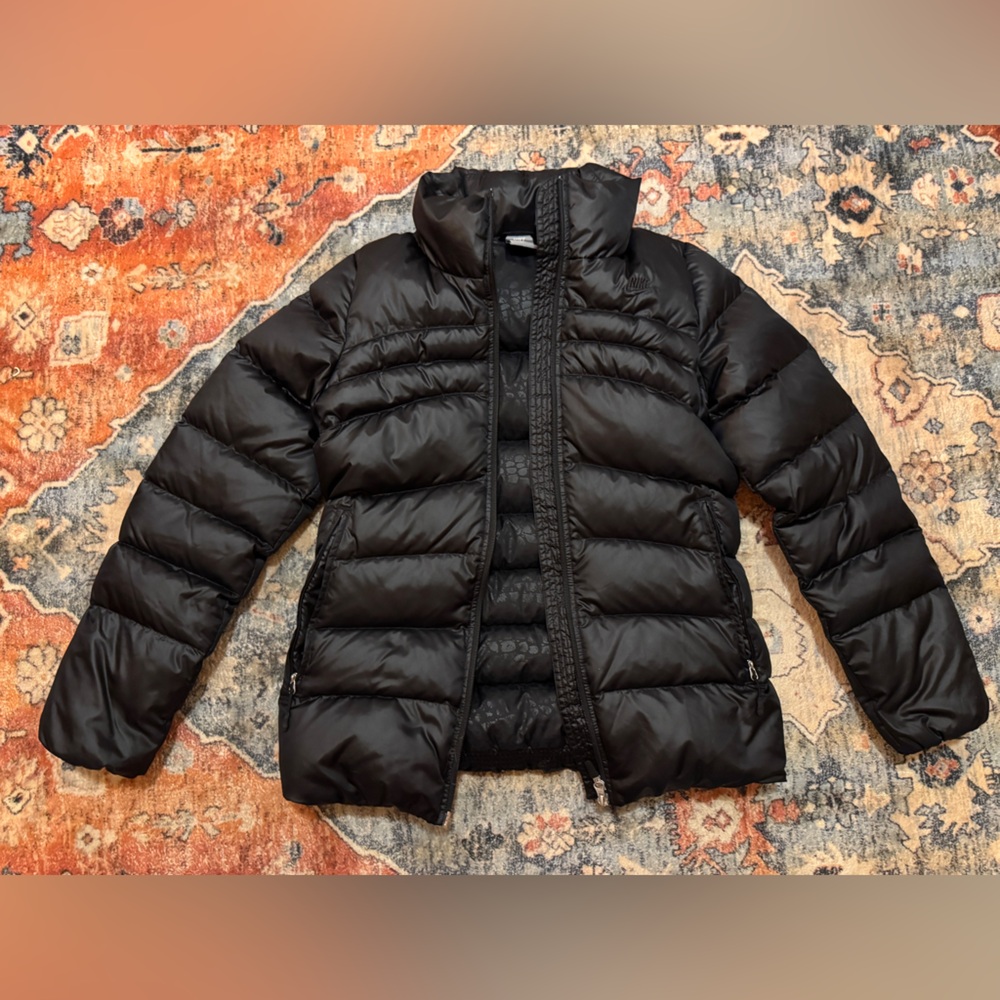 Women’s Nike Puffer Down Jacket | Black with Zipper